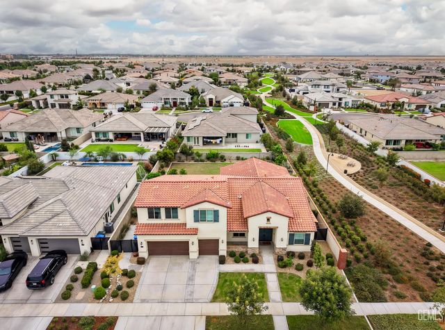 12319 Ashlyn Drive, Bakersfield, CA 93311