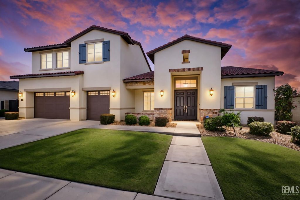 12319 Ashlyn Drive, Bakersfield, CA 93311