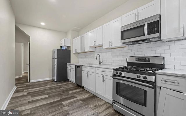 3030 WINDSOR AVE, Baltimore, MD 21216