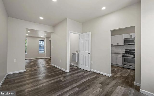 3030 WINDSOR AVE, Baltimore, MD 21216