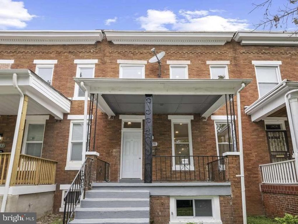 3030 WINDSOR AVE, Baltimore, MD 21216