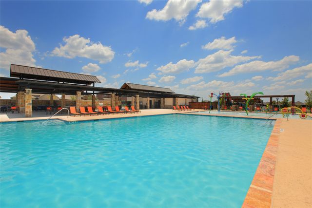708 Hidden Feather Drive, Lavon, TX 75166
