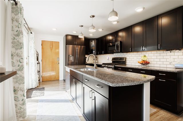 30 Stuyvesant Road, Pittsford, NY 14534