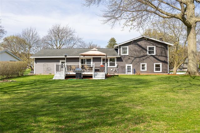 30 Stuyvesant Road, Pittsford, NY 14534