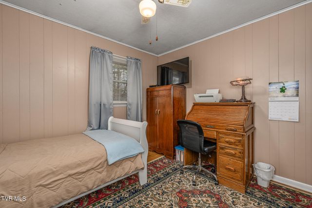 557 Waddell Road, Mountain City, TN 37683
