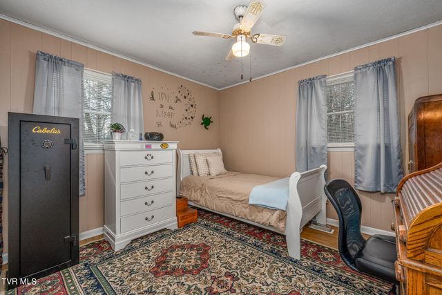 557 Waddell Road, Mountain City, TN 37683