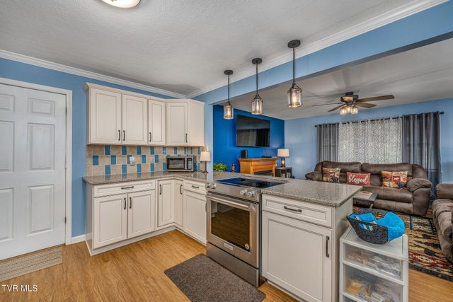 557 Waddell Road, Mountain City, TN 37683