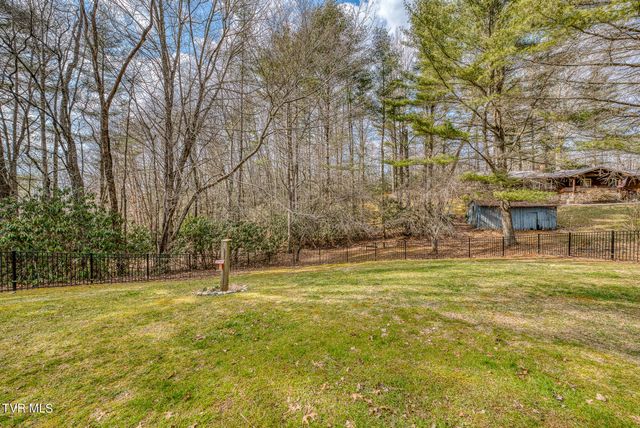 557 Waddell Road, Mountain City, TN 37683