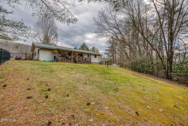 557 Waddell Road, Mountain City, TN 37683