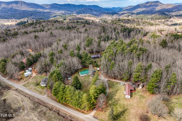 557 Waddell Road, Mountain City, TN 37683