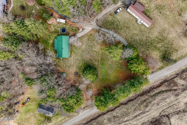 557 Waddell Road, Mountain City, TN 37683