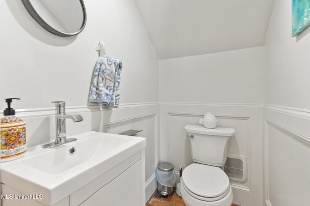 106 Ashwood Drive, Pass Christian, MS 39571