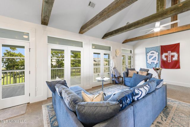 106 Ashwood Drive, Pass Christian, MS 39571