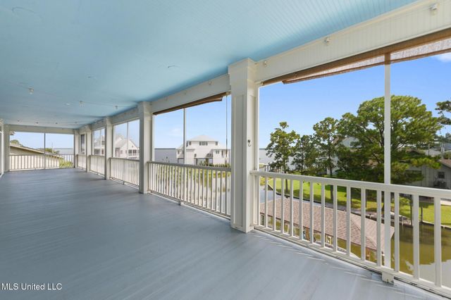 106 Ashwood Drive, Pass Christian, MS 39571