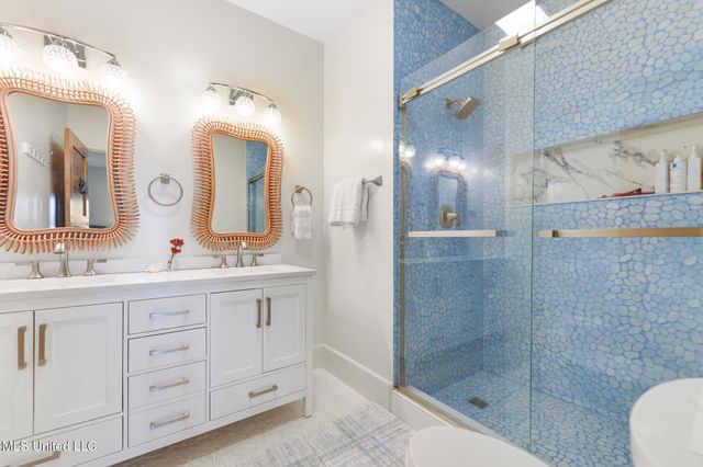 106 Ashwood Drive, Pass Christian, MS 39571