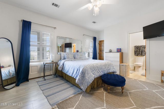 106 Ashwood Drive, Pass Christian, MS 39571