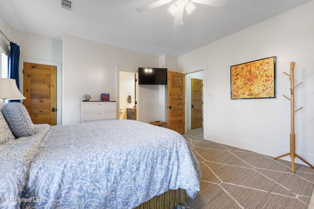 106 Ashwood Drive, Pass Christian, MS 39571