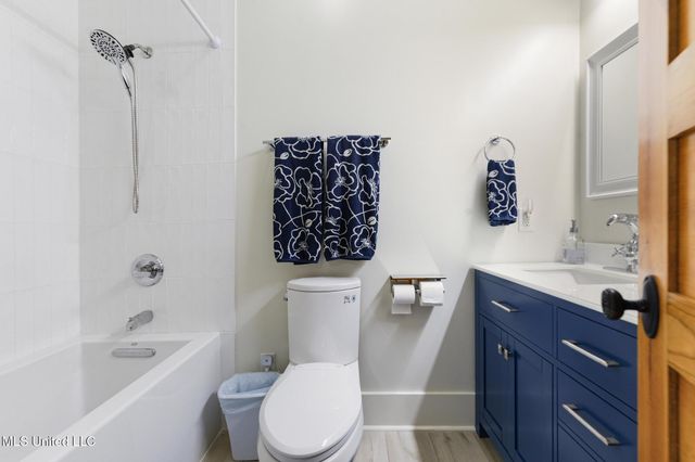 106 Ashwood Drive, Pass Christian, MS 39571