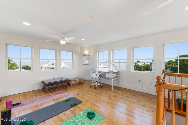 106 Ashwood Drive, Pass Christian, MS 39571