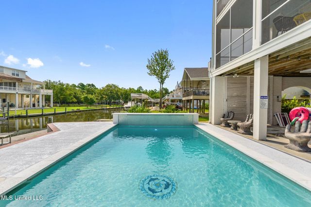 106 Ashwood Drive, Pass Christian, MS 39571