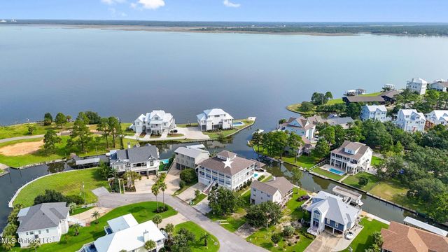 106 Ashwood Drive, Pass Christian, MS 39571