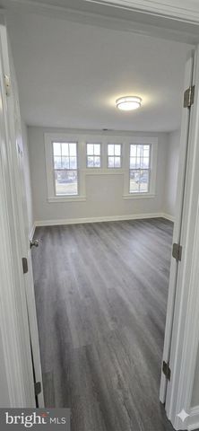 5240 E ROOSEVELT BLVD, Philadelphia, PA 19124