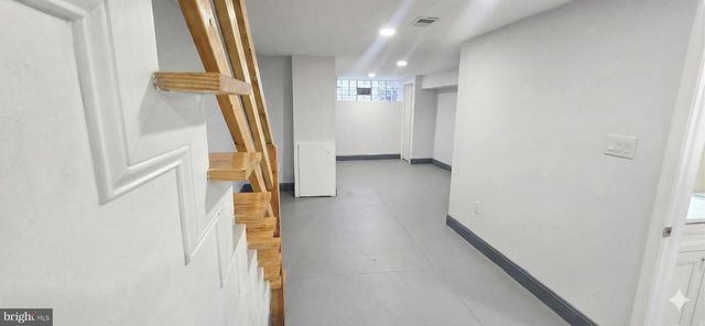 5240 E ROOSEVELT BLVD, Philadelphia, PA 19124