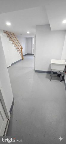 5240 E ROOSEVELT BLVD, Philadelphia, PA 19124