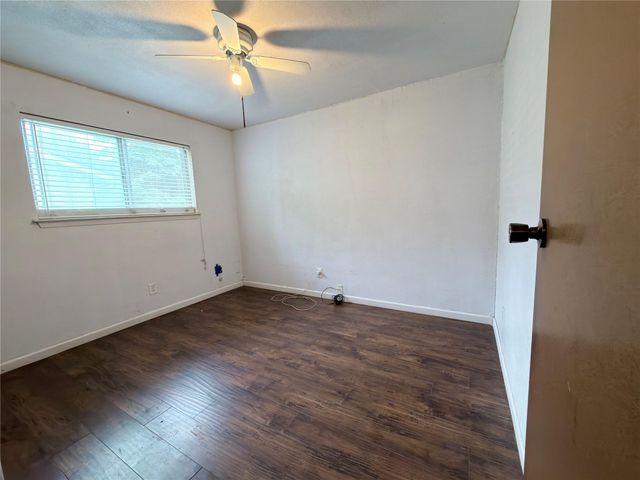 2512 E Stassney LN, Austin, TX 78744