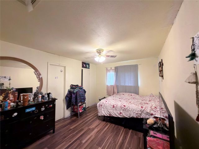 2512 E Stassney LN, Austin, TX 78744