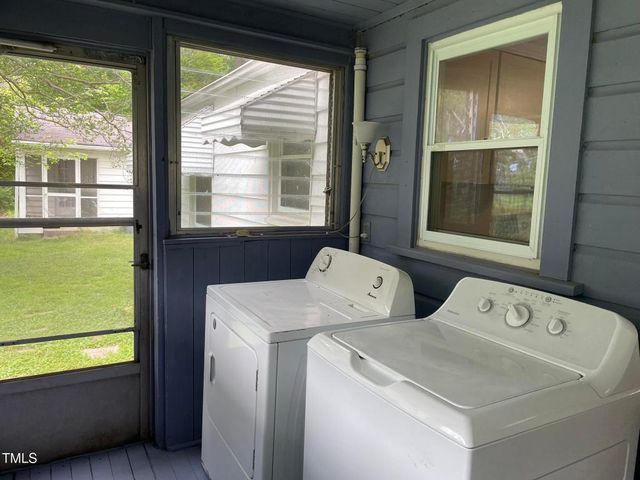 2716 Fawn Avenue, Durham, NC 27705