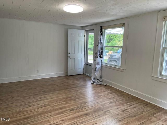 2716 Fawn Avenue, Durham, NC 27705