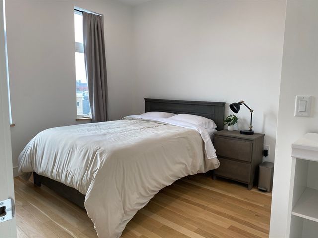 28 South Street 404, Somerville, MA 02143