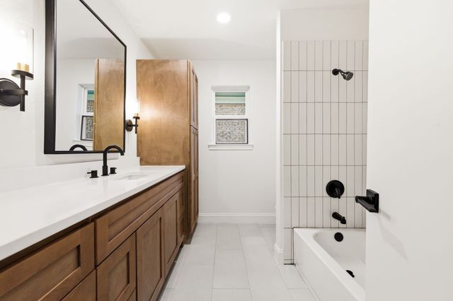 1812 Park Hill Drive, Arlington, TX 76012