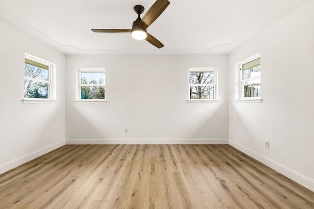 1812 Park Hill Drive, Arlington, TX 76012