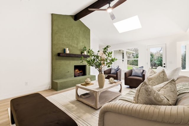 1812 Park Hill Drive, Arlington, TX 76012