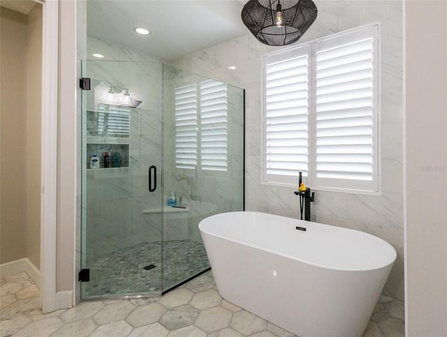 15623 LEVEN LINKS PLACE, Lakewood Ranch, FL 34202