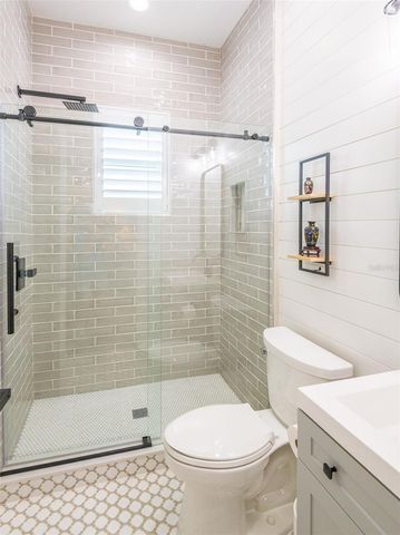 15623 LEVEN LINKS PLACE, Lakewood Ranch, FL 34202