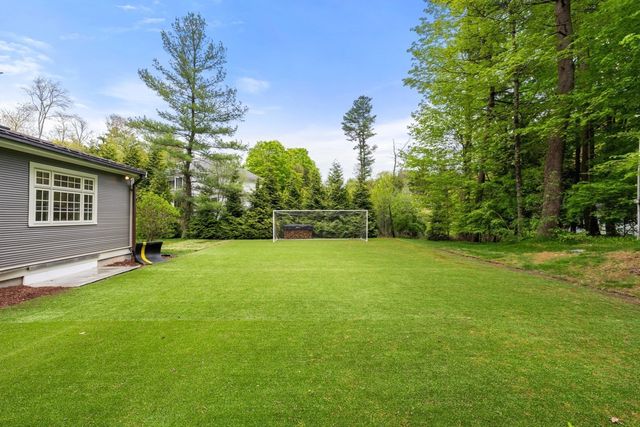 41 Longmeadow Road, Wellesley, MA 02482