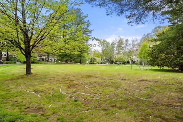 41 Longmeadow Road, Wellesley, MA 02482