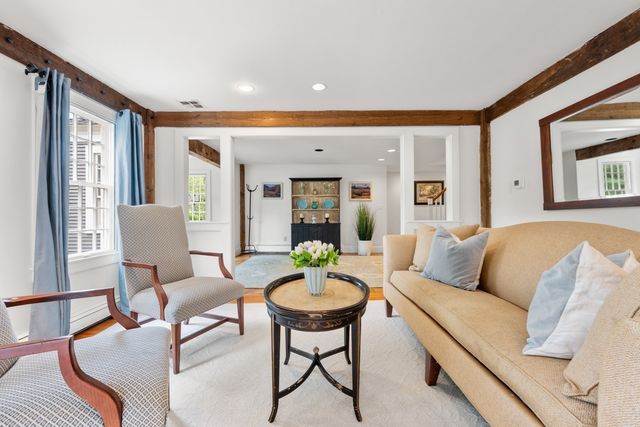 41 Longmeadow Road, Wellesley, MA 02482