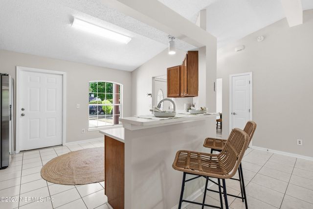 7668 FAWN LAKE Drive N, Jacksonville, FL 32256