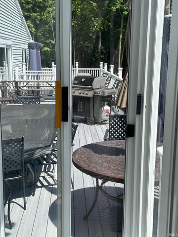 50800 Lilac Road, South Bend, IN 46628