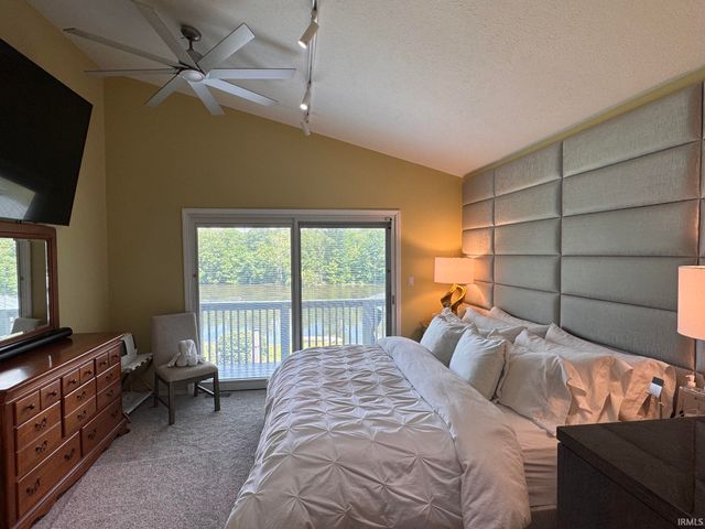 50800 Lilac Road, South Bend, IN 46628