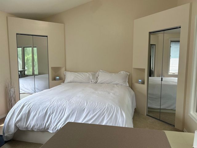 50800 Lilac Road, South Bend, IN 46628