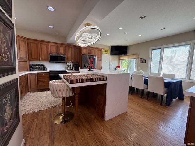 50800 Lilac Road, South Bend, IN 46628
