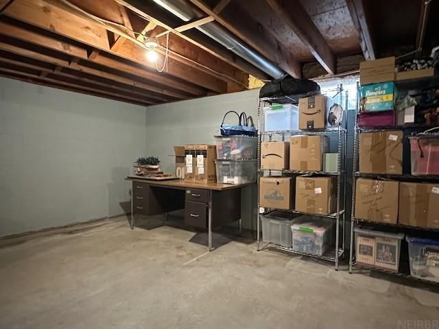 104 Hilltop Drive, Charles City, IA 50616