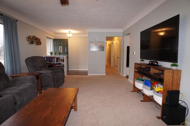 104 Hilltop Drive, Charles City, IA 50616