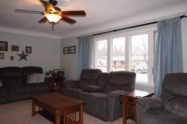 104 Hilltop Drive, Charles City, IA 50616