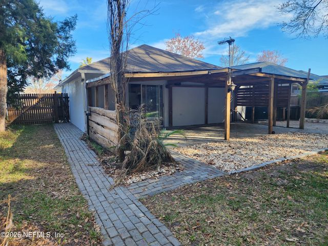 3422 TALISMAN Drive, Middleburg, FL 32068